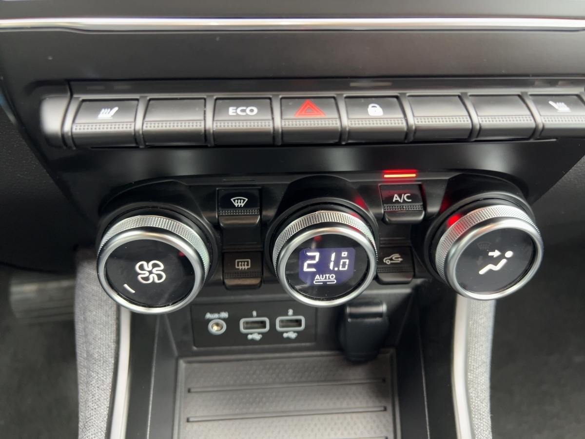 EV60 220 Iconic 13